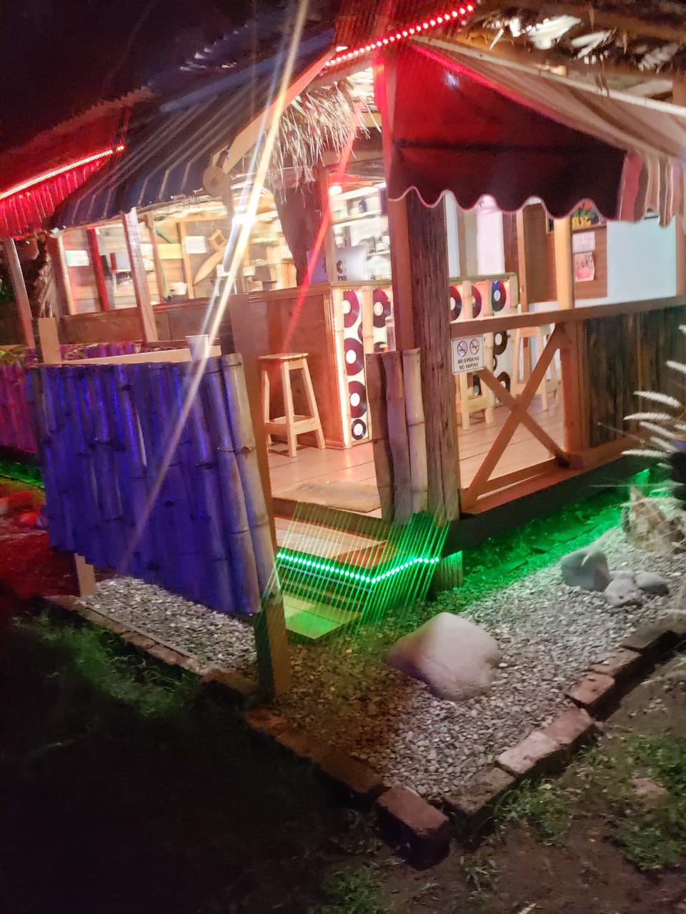 The Windward Bar and Lounge photo
