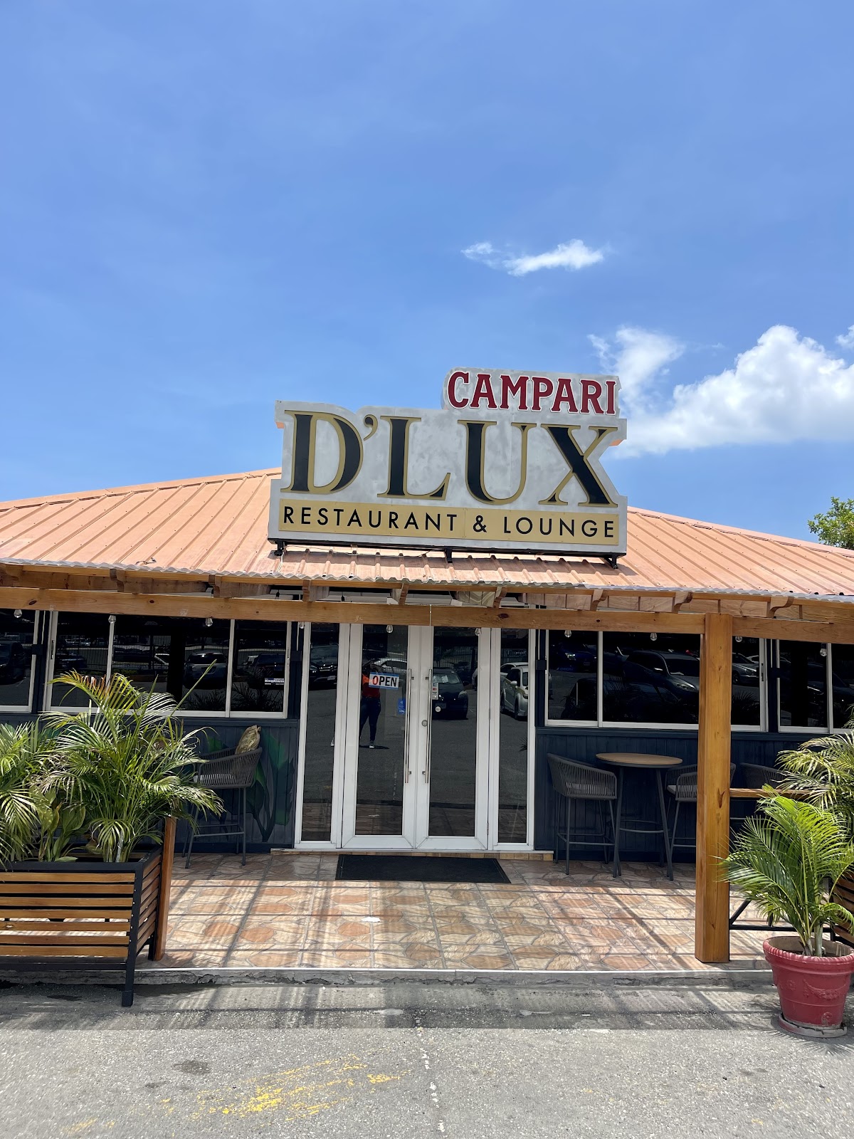 D'Lux | Restaurant & Lounge photo
