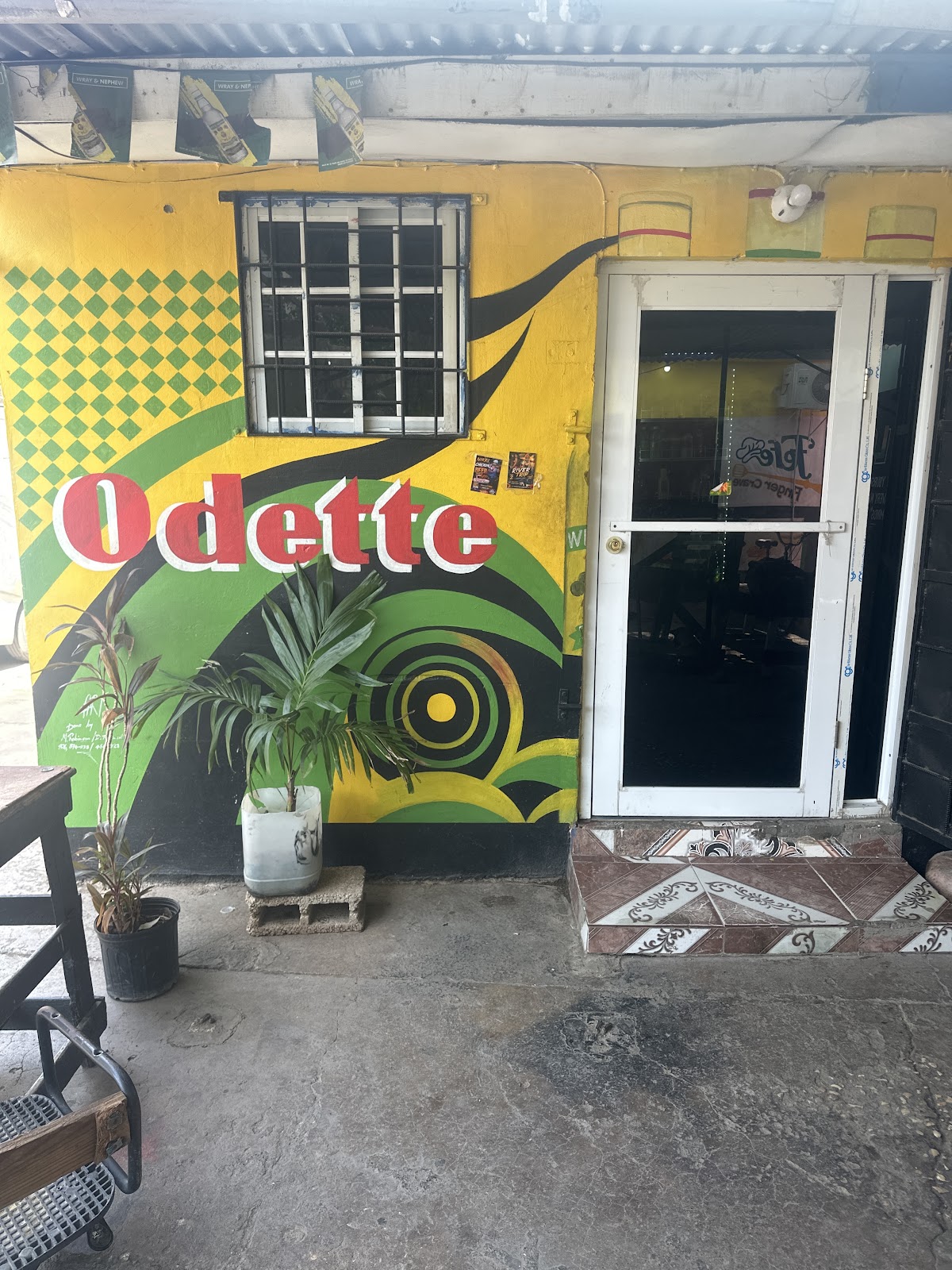 Odette Vybz Bar photo